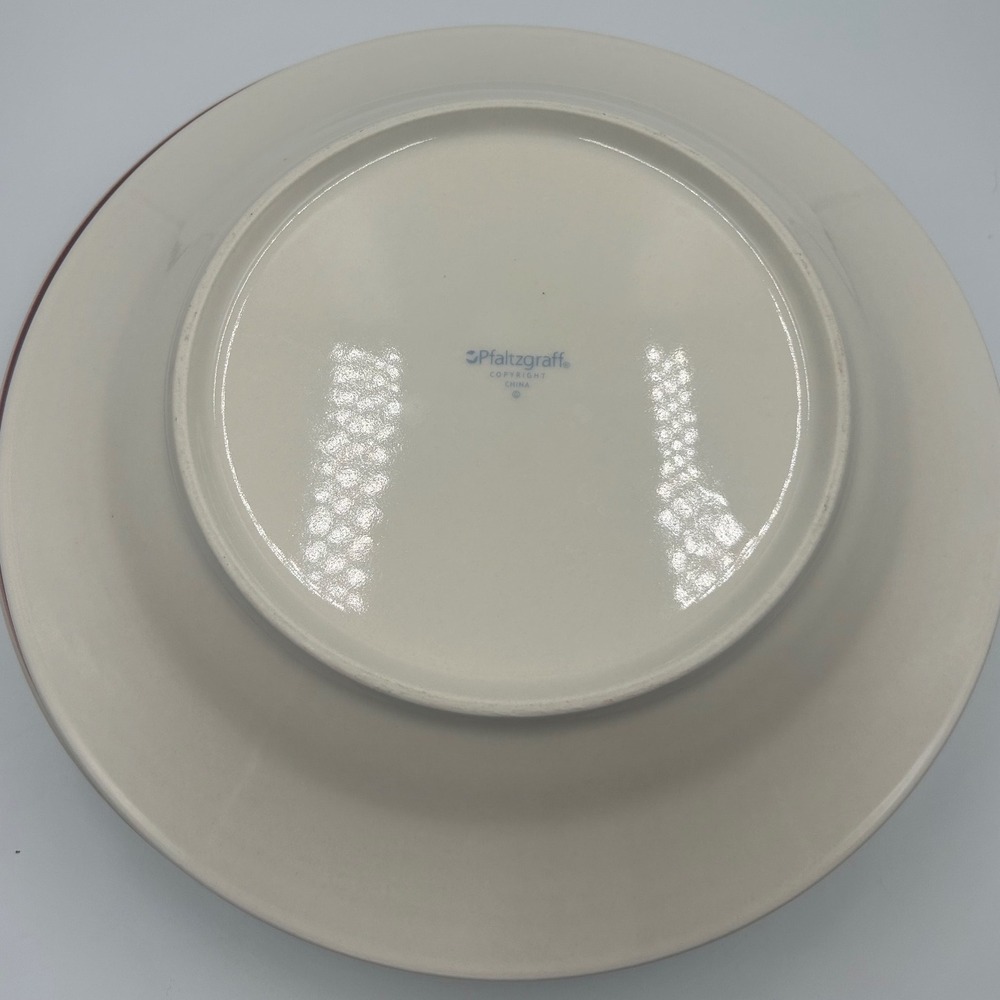 Pfaltzgraff Snow Bear Christmas Holiday Dinnerware Set 12pc Plates and Bowls - Picture 9 of 9